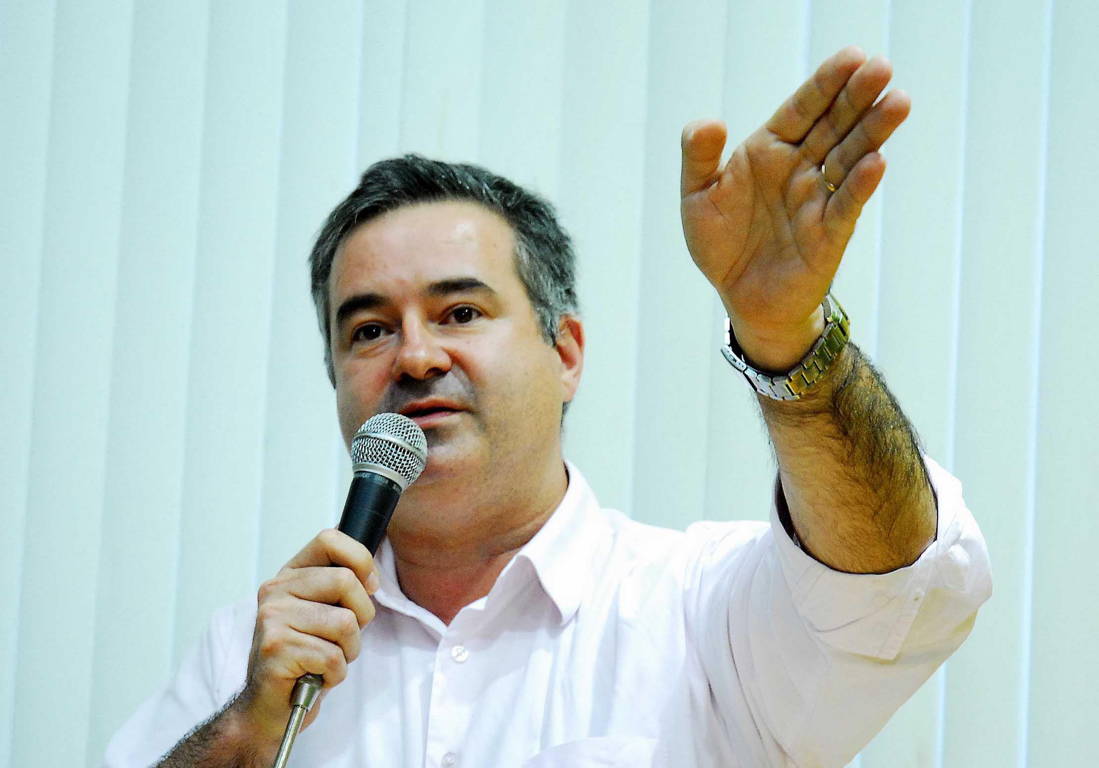 Vereadores querem mudanças urgentes junto ao trevo de acesso ao Parque da Fenamilho
