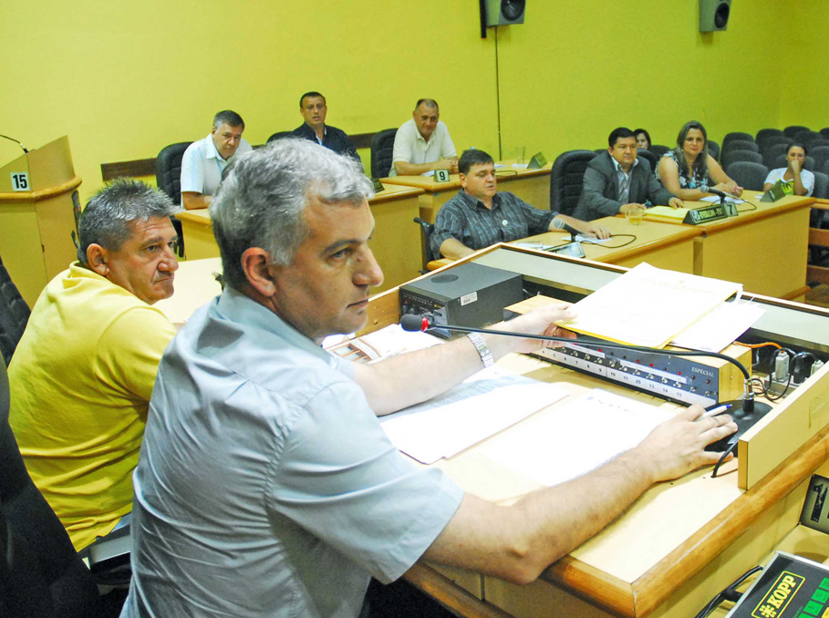 Vereadores aprovam fim do voto secreto na Câmara