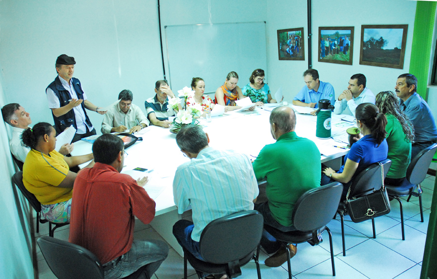 Câmara e COMDEMA tratam sobre Plano Municipal de Convivência com a Estiagem.