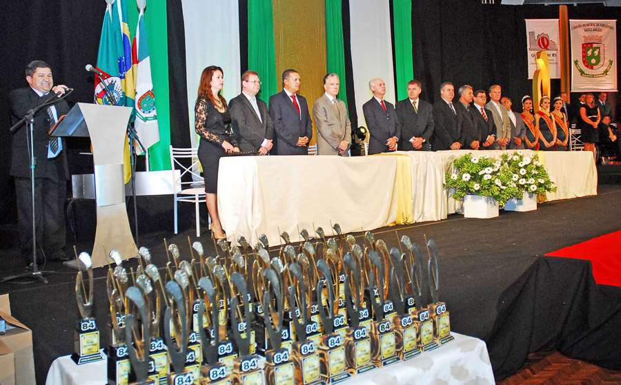 8ª edição do Prêmio Mérito Empresarial acontece nesta quarta-feira, dia 26.