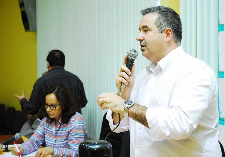 Vereadores solicitam a instalação de telefones públicos nas comunidades do interior