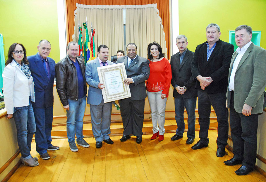 Delegado Fernando Sodré recebe título de cidadão honorário de Santo Ângelo