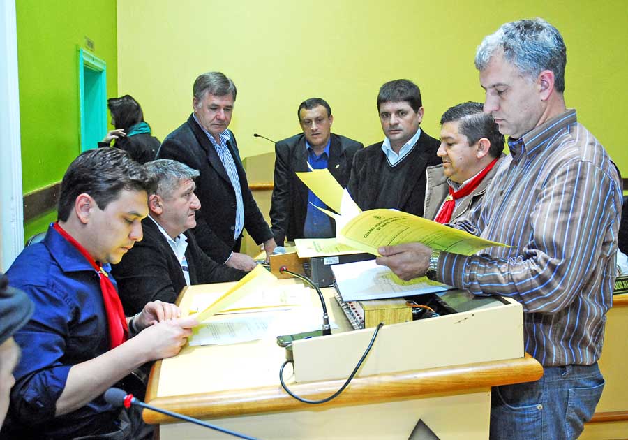 Vereadores aprovam convênio entre município e a APAE – Santo Ângelo