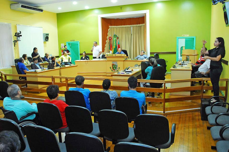 Vereadores solicitam esclarecimentos por parte do Executivo