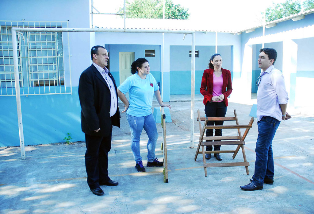 Vereadores vistoriam obras em diferentes setores do município 