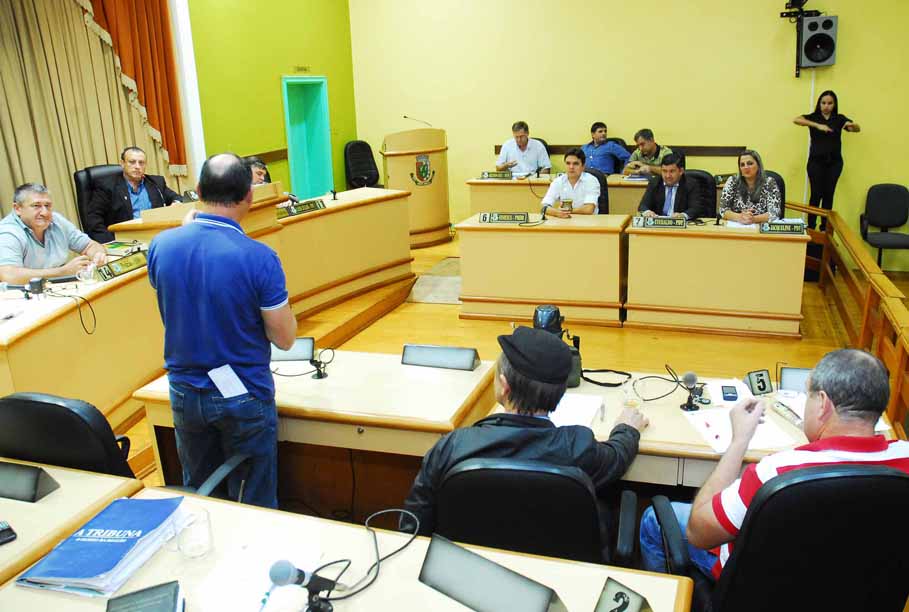 Vereadores aprovam iniciativa que visa garantir a participação de artistas locais em eventos de cunho cultural