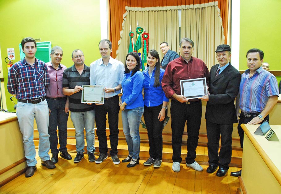 Emater/RS – Ascar recebe homenagem pela passagem dos seus 60 anos de fundação