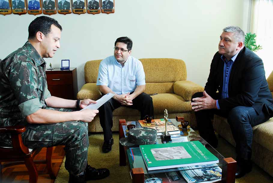 Equipe Sub-17 da ASAF consegue apoio do Exército Brasileiro