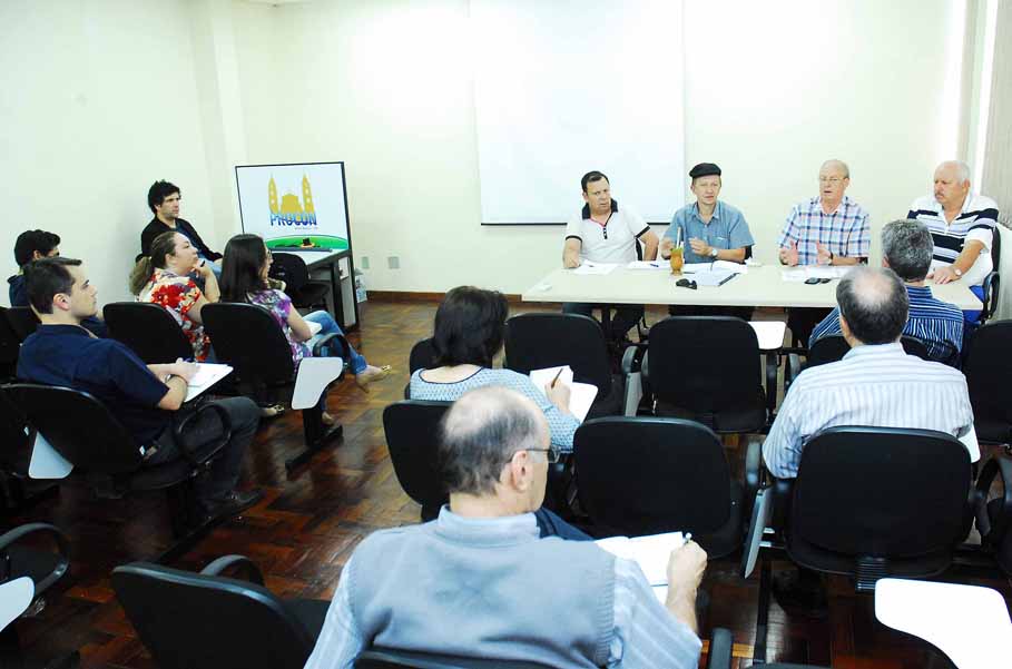 Grupo "Pró-Curso de Medicina" tratou sobre novas ações em vista da implantação do curso em Santo Ângelo