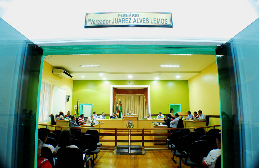 Vereadores de Santo Ângelo aprovam prorrogação do REFIS 2015