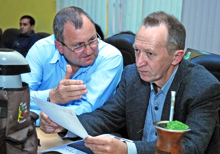 Piso Regional 2016:  vereadores Corazza e Formenton apresentam Moção de Apoio ao pedido das centrais sindicais, que reivindicam 11,55% de reajuste