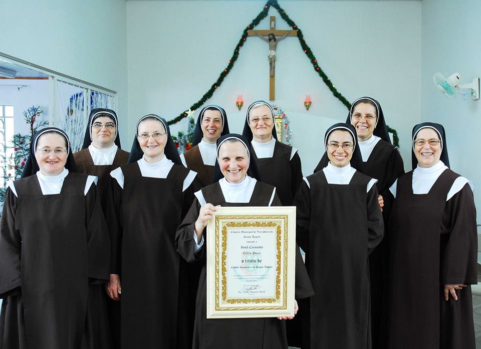 Legislativo concede título de Cidadã Honorária à Irmã Paula do Bom Pastor.