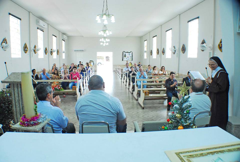 Legislativo concede título de Cidadã Honorária à Irmã Paula do Bom Pastor.