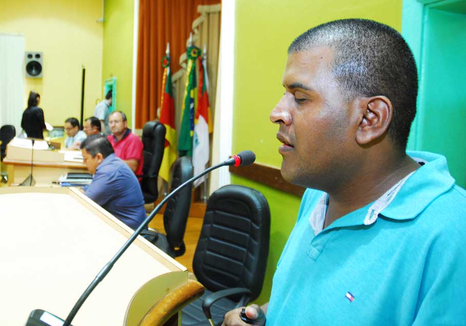 Associação dos Deficientes Visuais de Santo Ângelo fala no espaço destinado às Entidades 