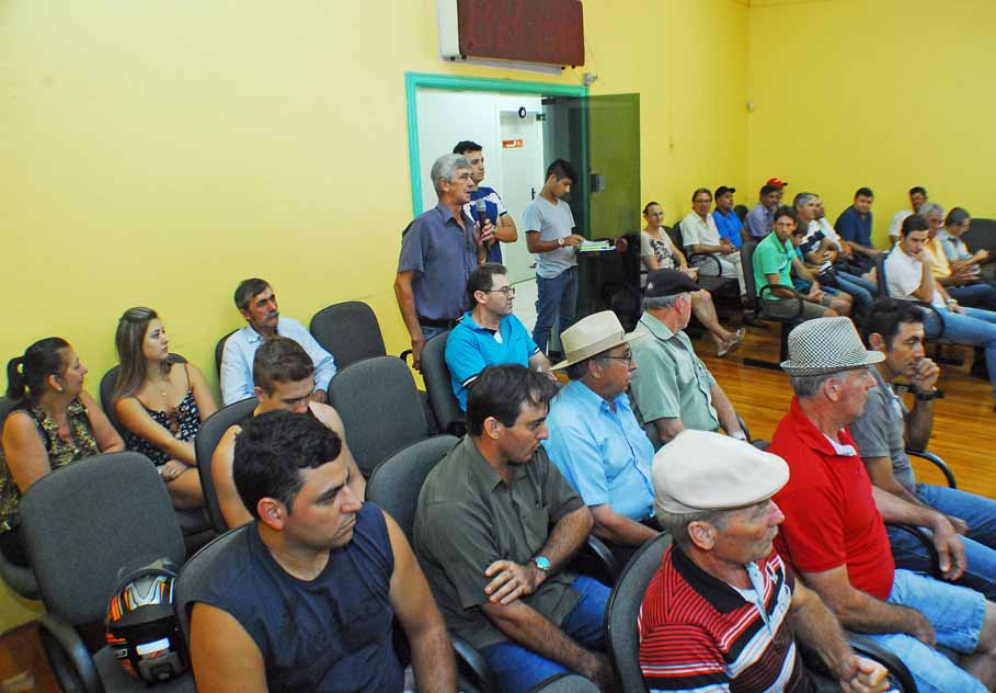 Contratação emergencial para reparos nas estradas pode minimizar transtornos dos agricultores