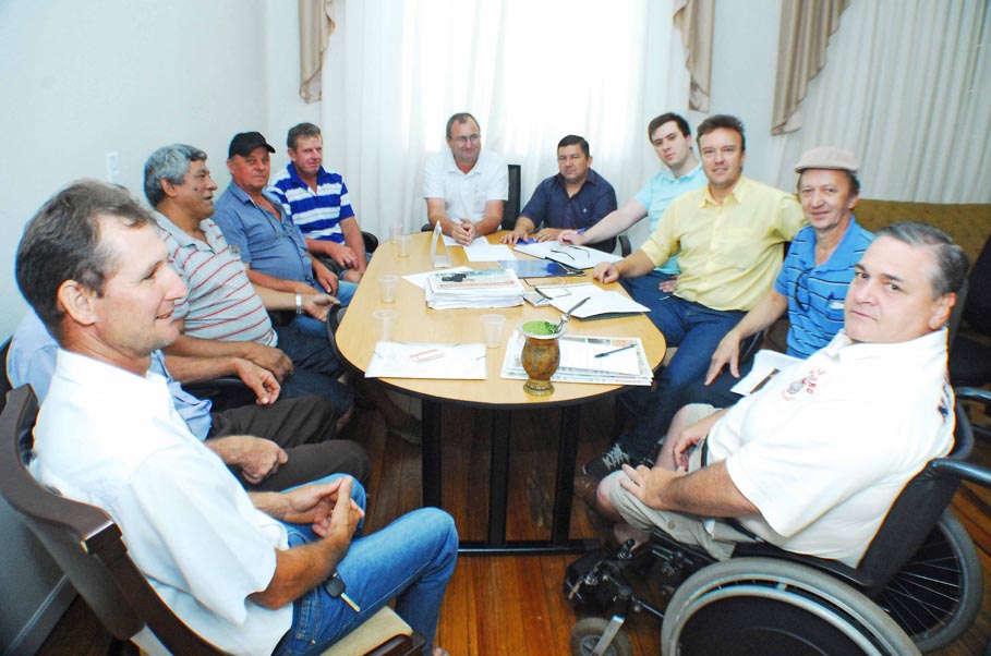 Legislativo promove reunião entre produtores rurais e RGE 