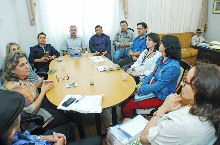 Projetos pelo desenvolvimento integral da criança são debatidos na Câmara 