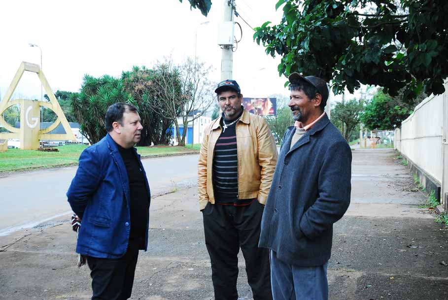 Vereador Vando defende instalação de abrigos para Chapas
