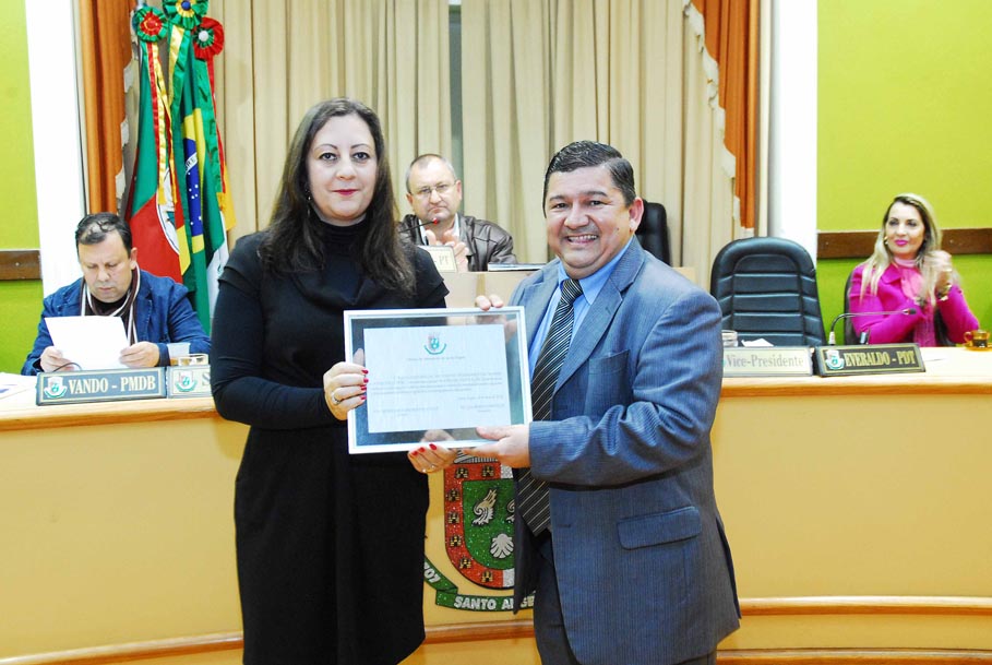 Câmara realiza sessão alusiva aos 50 anos  da Escola Madre Catarina Lépori