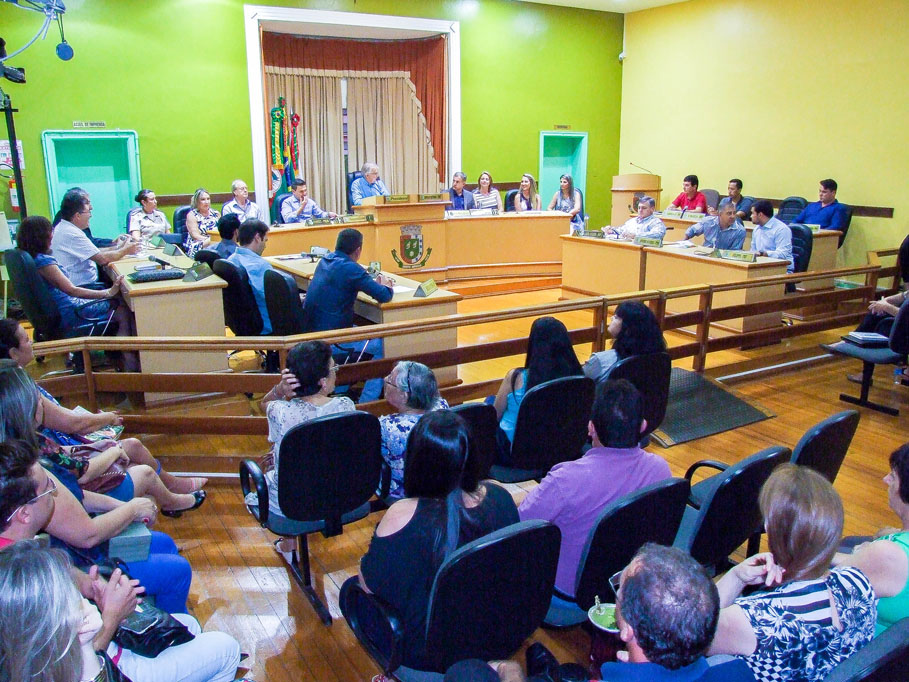 Em Sessão Especial, Legislativo celebra o Dia Internacional da Mulher