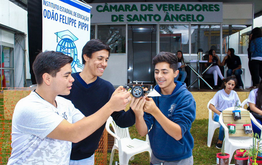 Instituto Odão Felipe Pippi apresenta projetos no estande da CÂMARA