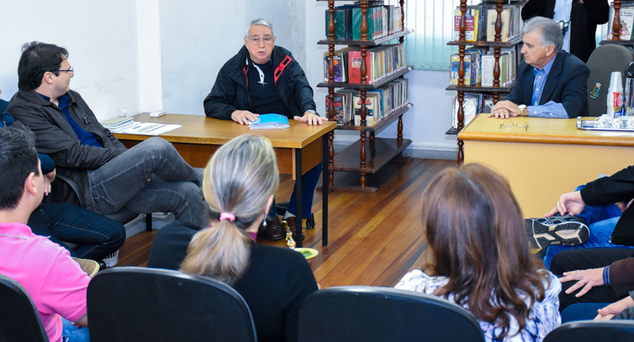 Vereadores promovem reunião com dirigentes do Hospital Santo Ângelo