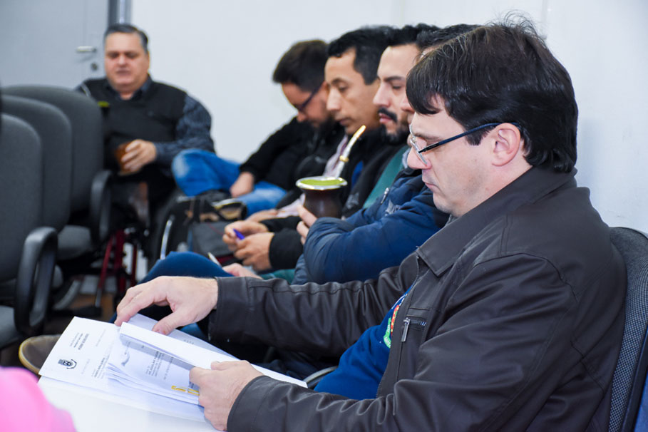 Vereadores promovem reunião com dirigentes do Hospital Santo Ângelo