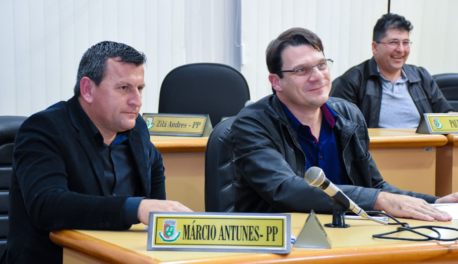 Legislativo de Santo Ângelo vai realizar sessão solene em homenagem aos 50 anos do jornal A Tribuna Regional 