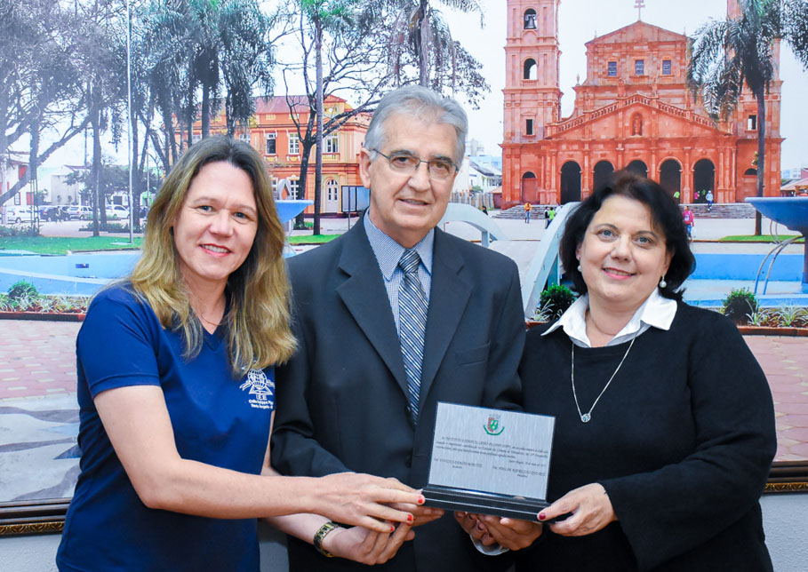 Legislativo conclui homenagens aos parceiros do projeto Câmara Cidadã