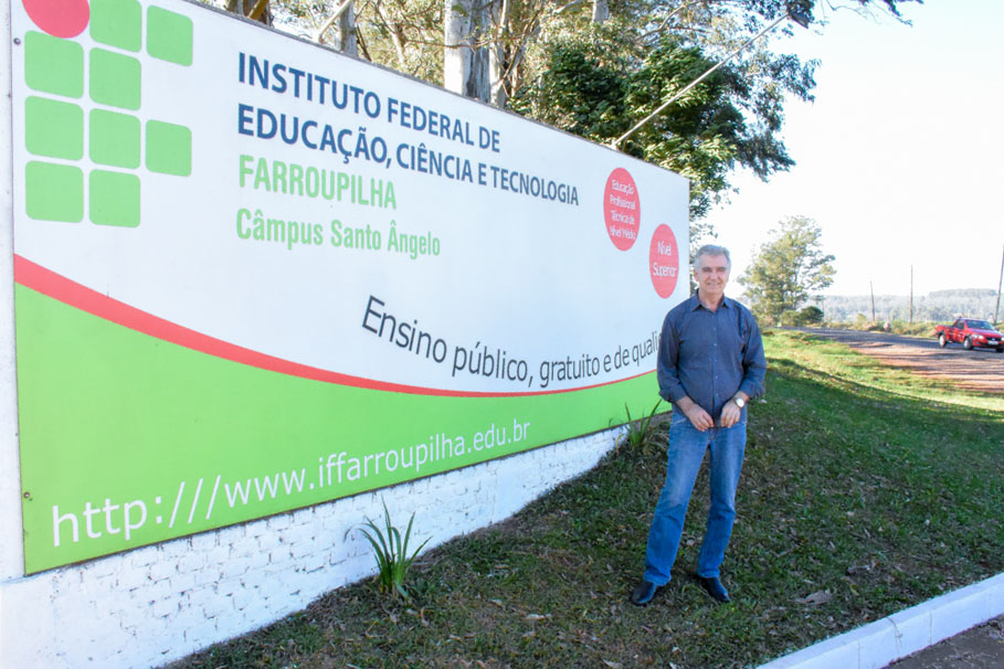 Presidente da Câmara, Adolar Queiroz, propõe construção de via lateral em parte da ERS 218 