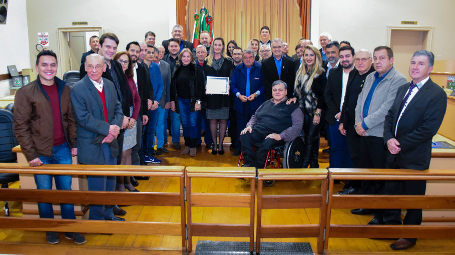 Rádio Santo Ângelo recebe homenagem do Poder Legislativo Municipal 