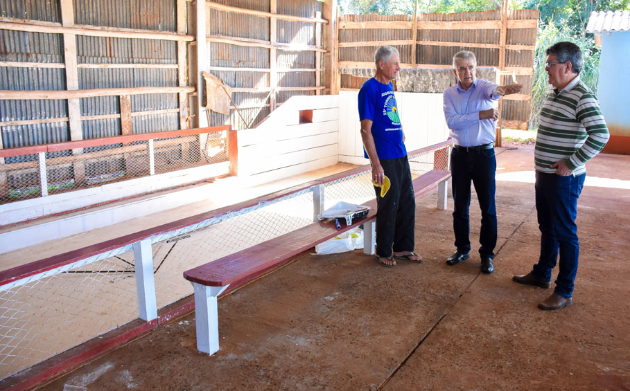 Presidente da Câmara acompanha obras em comunidades do interior