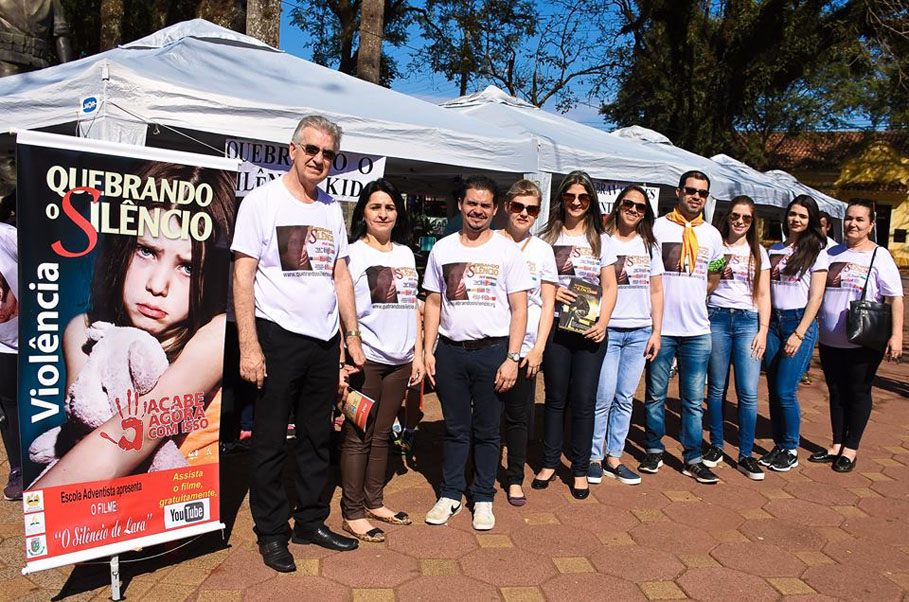 Movimento  “Quebrando o Silêncio” reuniu centenas de pessoas no último final de semana 