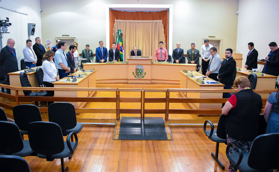 Em ato solene, Legislativo de Santo Ângelo presta homenagem alusiva ao Dia da Independência do Brasil 