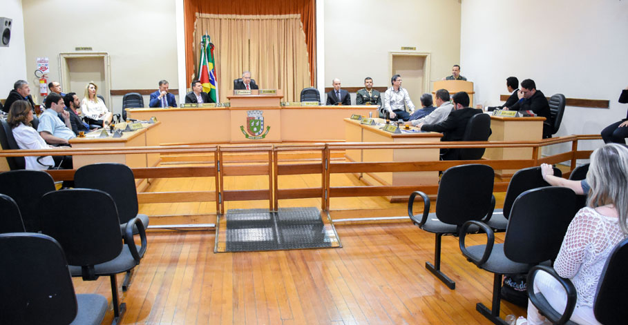 Em ato solene, Legislativo de Santo Ângelo presta homenagem alusiva ao Dia da Independência do Brasil 