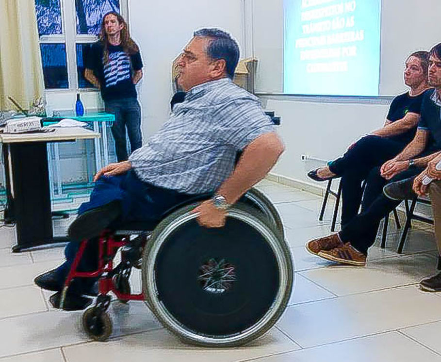  Vereador Lauri Juliani fala sobre acessibilidade e inclusão para alunos e docentes do IFF
