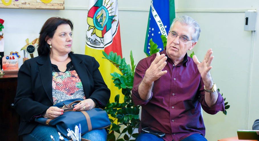 Lideranças e entidades trabalham na organização do Natal Cidade dos Anjos