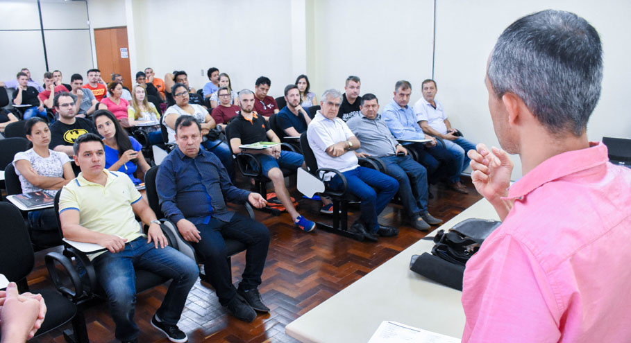 Ministério do Esporte inicia capacitação de agentes do PELC em Santo Ângelo