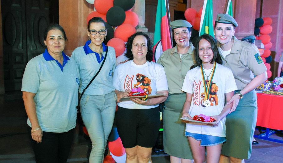Câmara acompanha formatura do Programa Educacional de Resistência às Drogas e Violência