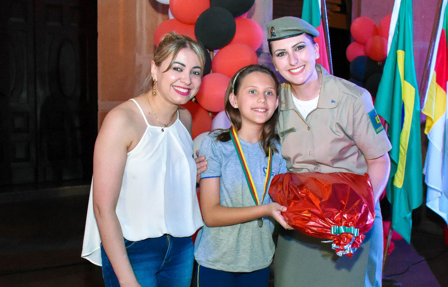 Câmara acompanha formatura do Programa Educacional de Resistência às Drogas e Violência
