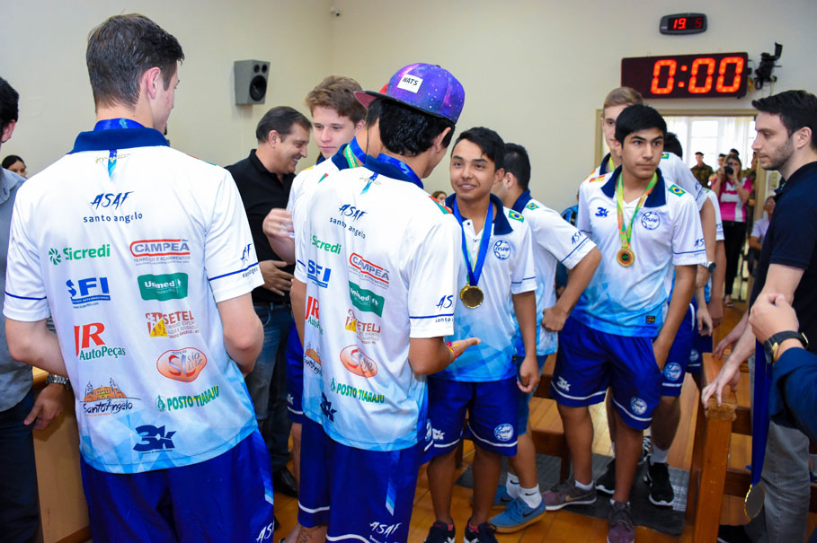 Câmara presta homenagem à ASAF pela conquista do título de Bicampeã Estadual de Futsal 