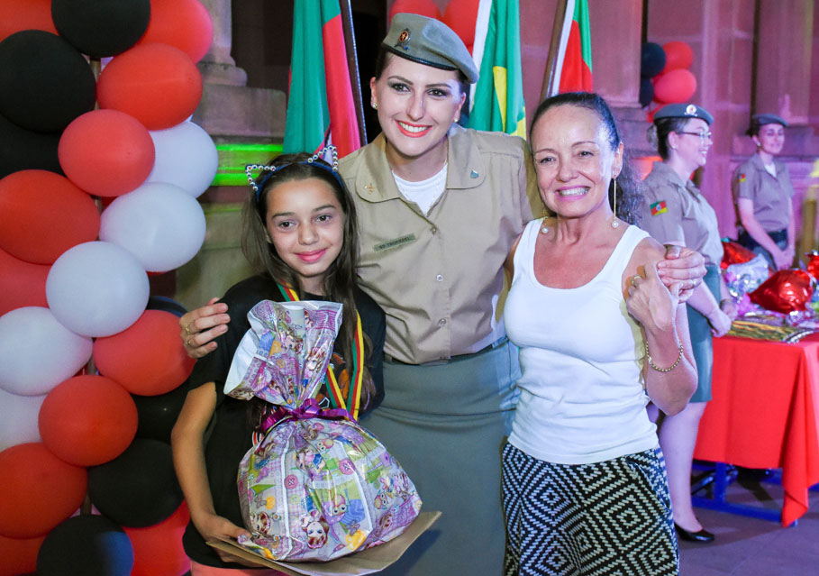 Câmara acompanha formatura do Programa Educacional de Resistência às Drogas e Violência