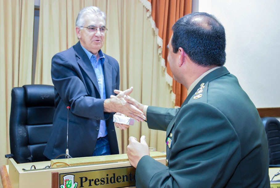  Legislativo realiza sessão alusiva aos 25 anos do 1ºBCom na Capital Missioneira