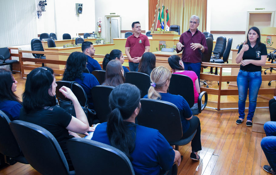 Câmara certifica alunos do Curso de Libras promovido pelo Legislativo de Santo Ângelo 