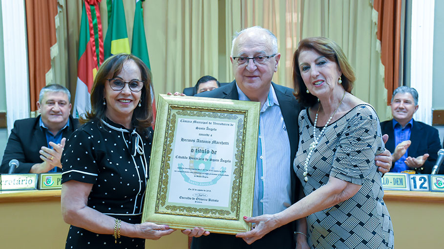 Hermes Antônio Marchetti recebe título de Cidadão Honorário da Câmara de Vereadores