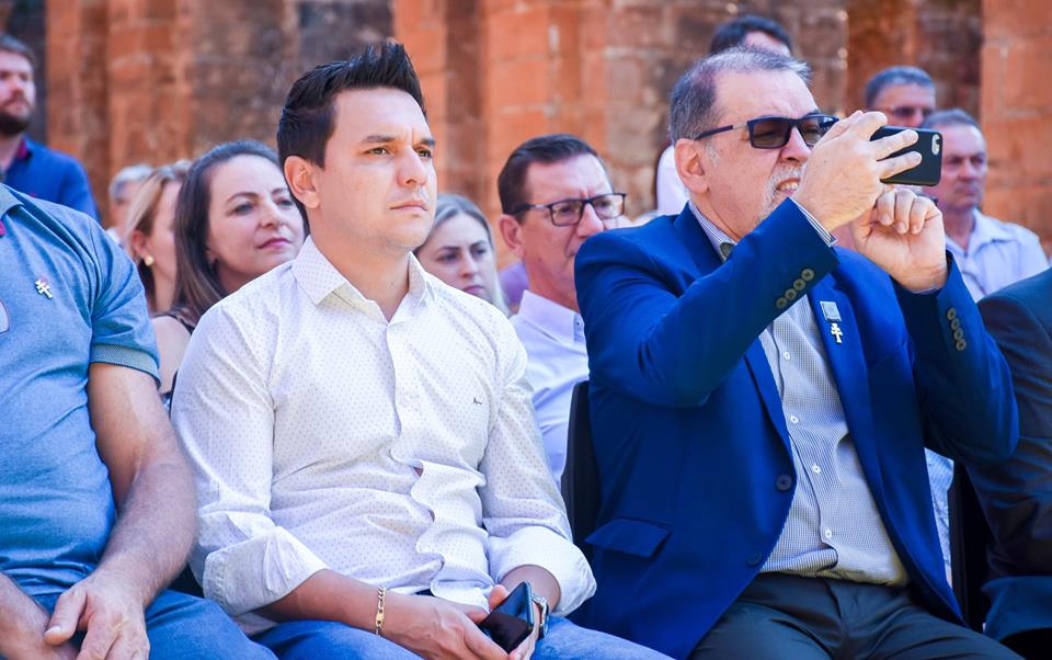 Legislativo presente em evento que celebrou investimentos para a cultura e o turismo missioneiro