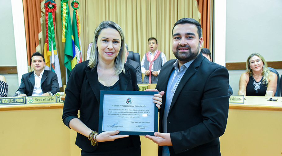 Título Mulher Cidadã é entregue em Sessão Especial na Câmara de Vereadores