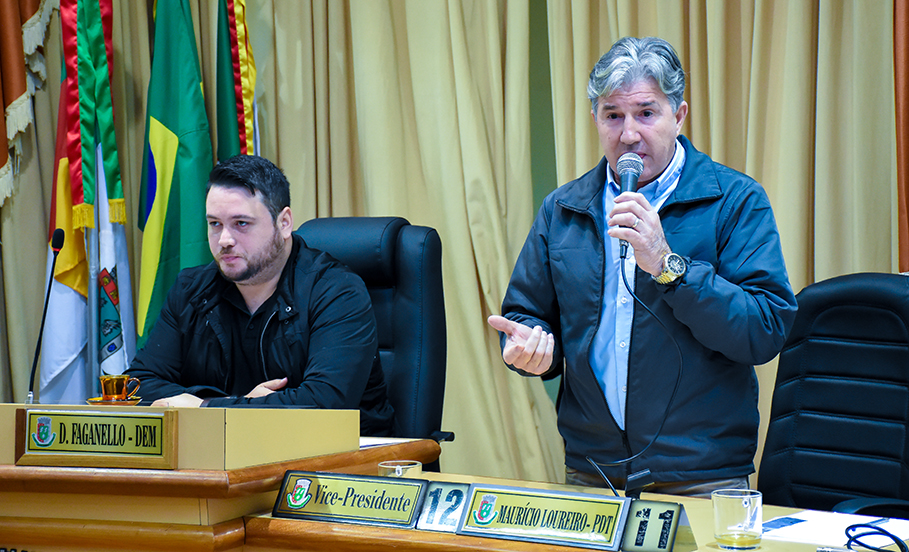 Audiência Pública debate maus tratos a animais em veículos de tração