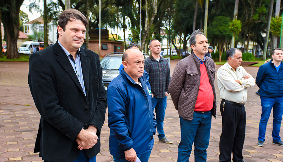 Viaturas são entregues à Brigada Militar