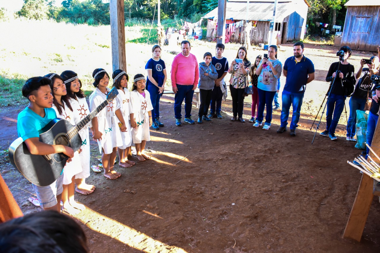Vereador Felippe Terra Grass participa de projeto Missões Escolar Guarani